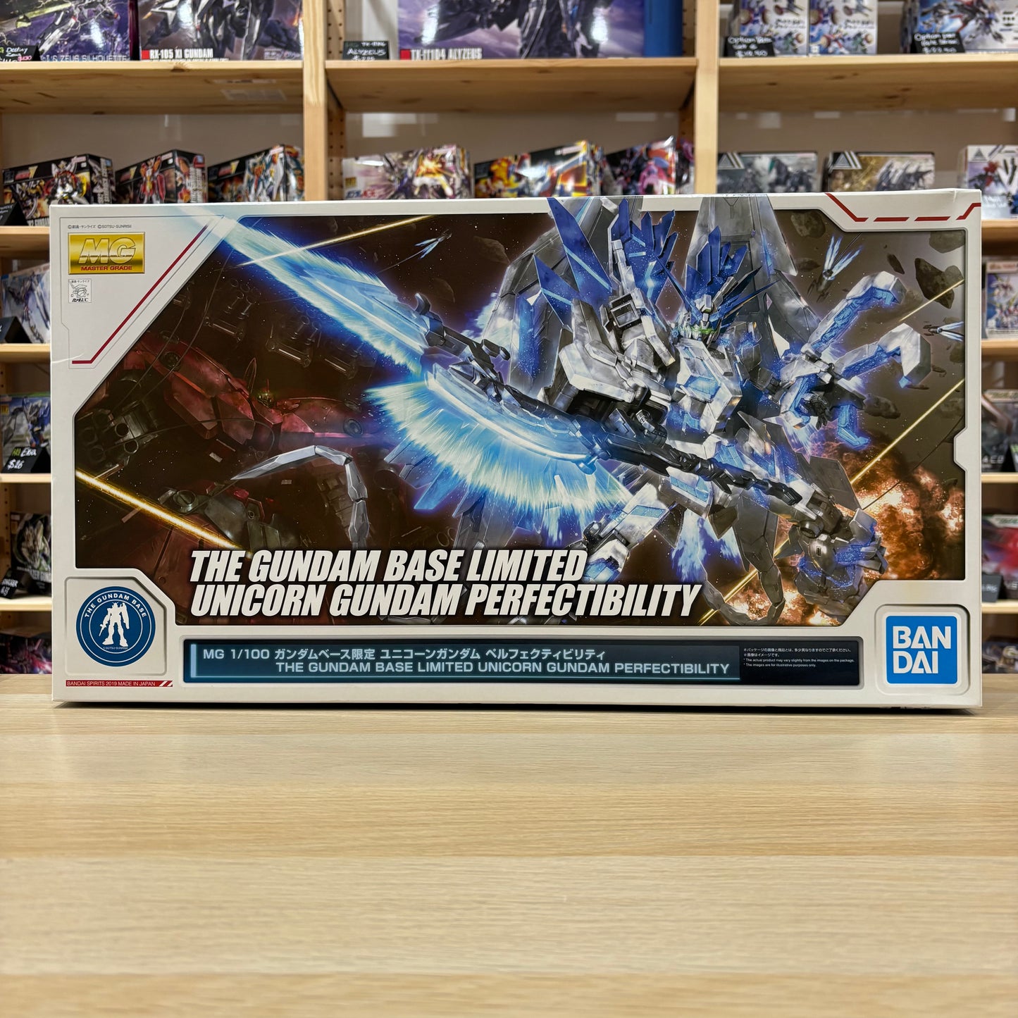 The Gundam Base Limited MG 1/100 Unicorn Gundam Perfectibility