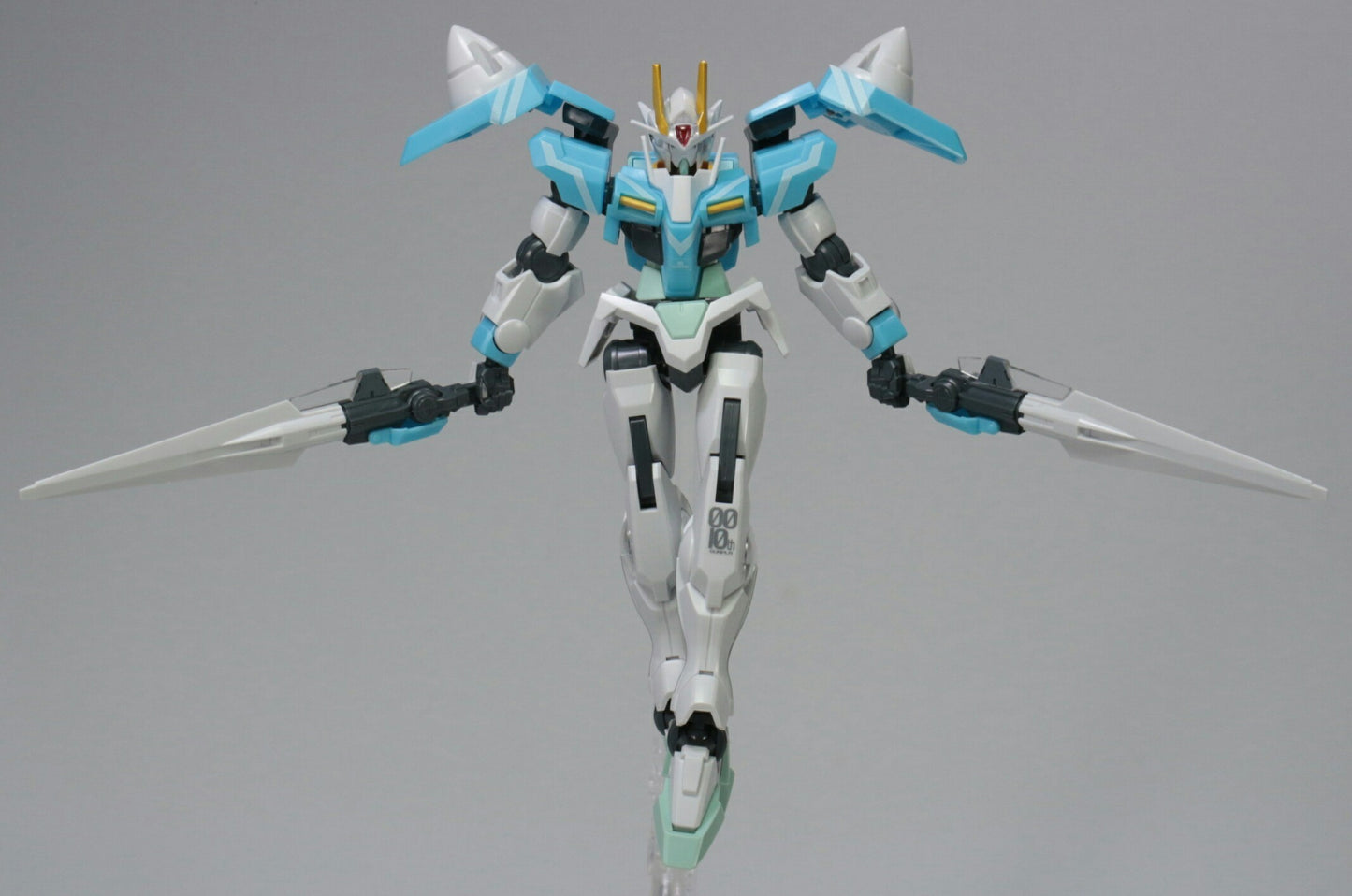HG 1/144 00 Gundam (Gunpla 00 10th Anniversary Ver.)