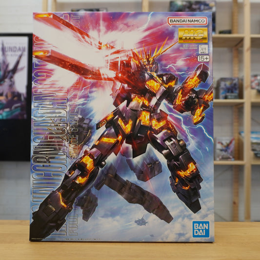 MG 1/100 RX-0 Unicorn Gundam 02 Banshee
